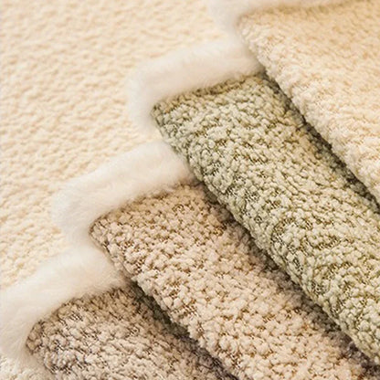 Scratch-Resistant Couch Cover